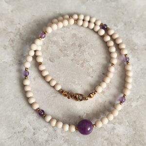 Vanilla & Violet
